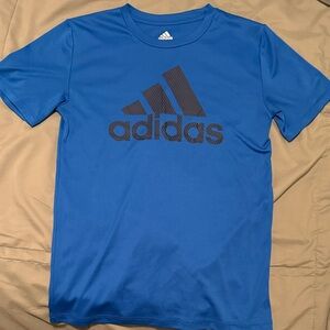 Adidas Boy’s athletic logo short-sleeve shirt Size Medium (10/12)